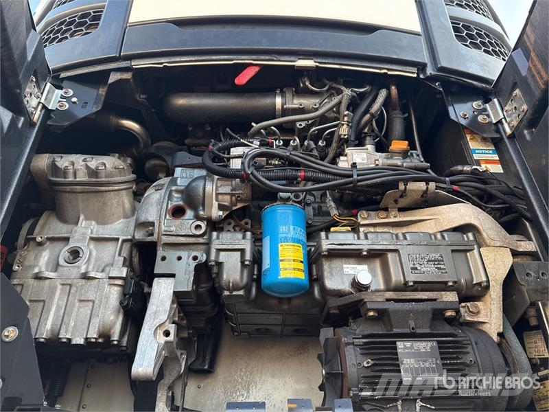 Great Dane ECM-1113-12053 53 ft x 102 in T/A Multi -Temp Refr 控溫式半拖車
