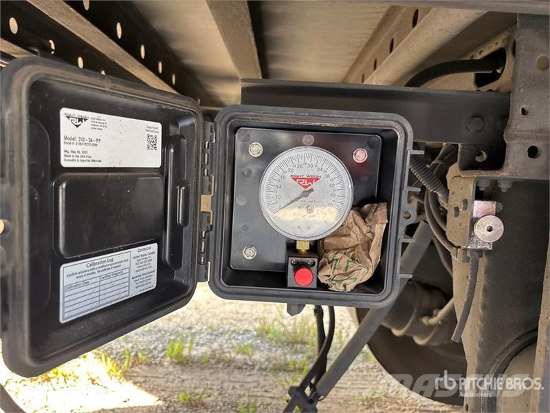 Great Dane ESS-1114-31053 53 ft x 102 in T/A Refrigerated Tra Semi remorque frigorifique