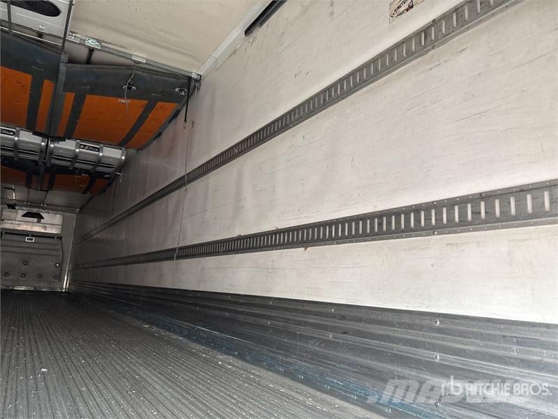 Great Dane ESS-1119-12053 53 ft x 102 in T/A Refrigerated Tra 保温半挂车