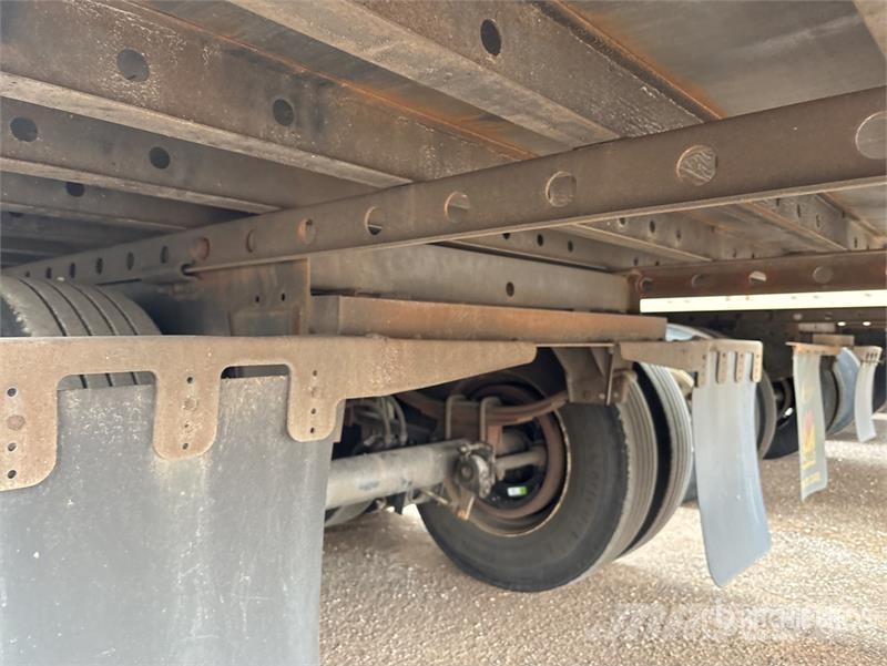 Great Dane ESS-1119-12053 53 ft x 102 in T/A Multi -Temp Refr Frysetrailer Semi