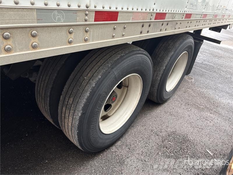 Great Dane ESS-1119-32053 53 ft x 102 in T/A Multi -Temp Refr Temperature controlled semi-trailers