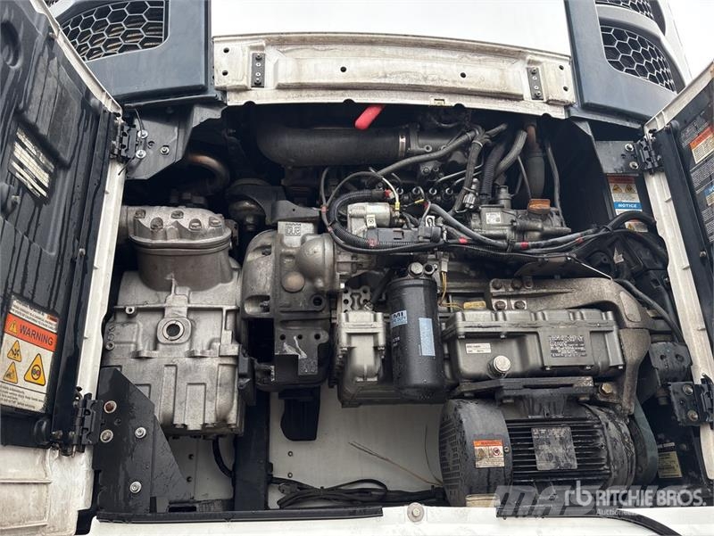 Great Dane ESS-1119-32053 53 ft x 102 in T/A Multi -Temp Refr 冷凍冷蔵トレーラー