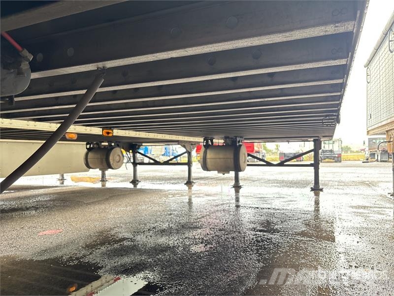 Great Dane ESS-1119-32053 53 ft x 102 in T/A Multi -Temp Refr Temperature controlled semi-trailers