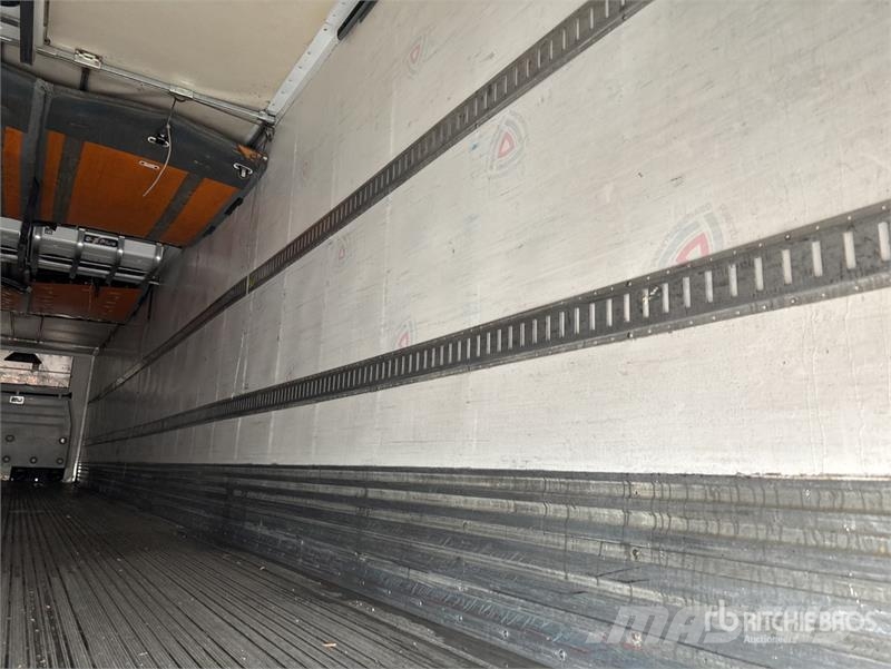 Great Dane ESS-1119-32053 53 ft x 102 in T/A Multi -Temp Refr Temperature controlled semi-trailers