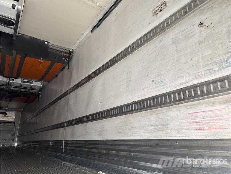 Great Dane ESS-1119-32053 53 ft x 102 in T/A Multi -Temp Refr Poluprikolice hladnjače