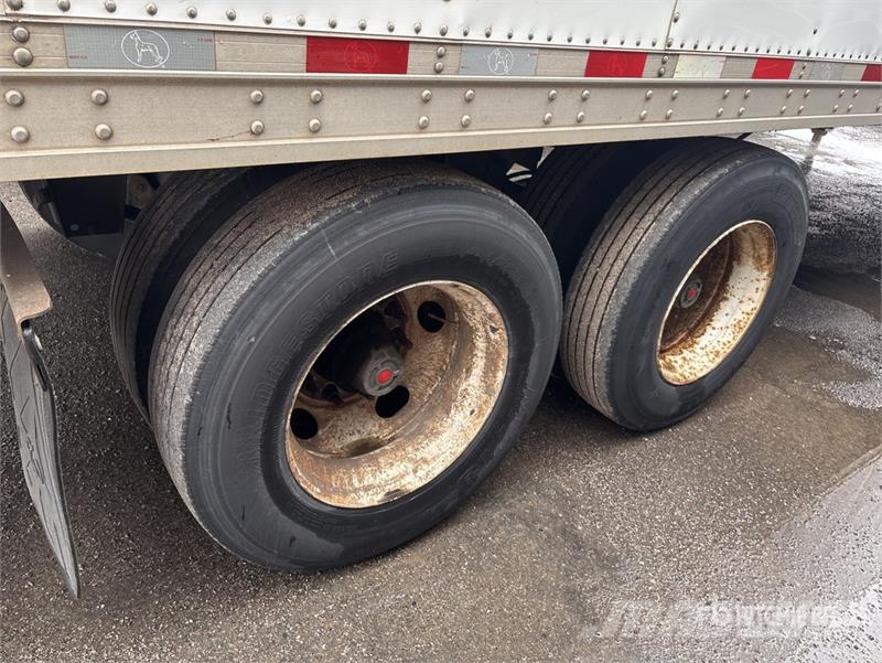 Great Dane ESS-1119-32053 53 ft x 102 in T/A Multi -Temp Refr Temperature controlled semi-trailers