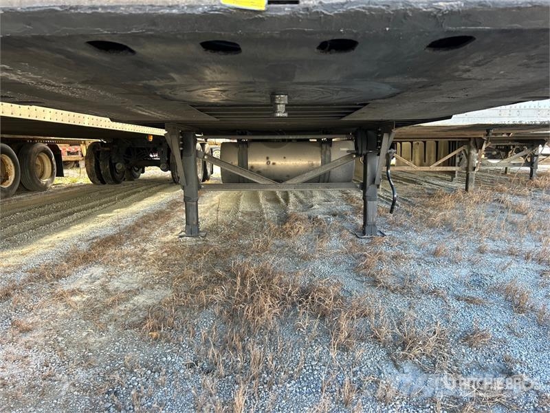 Great Dane ETL-1114-12099 53 ft x 102 in T/A Refrigerated Tra Külmikpoolhaagised