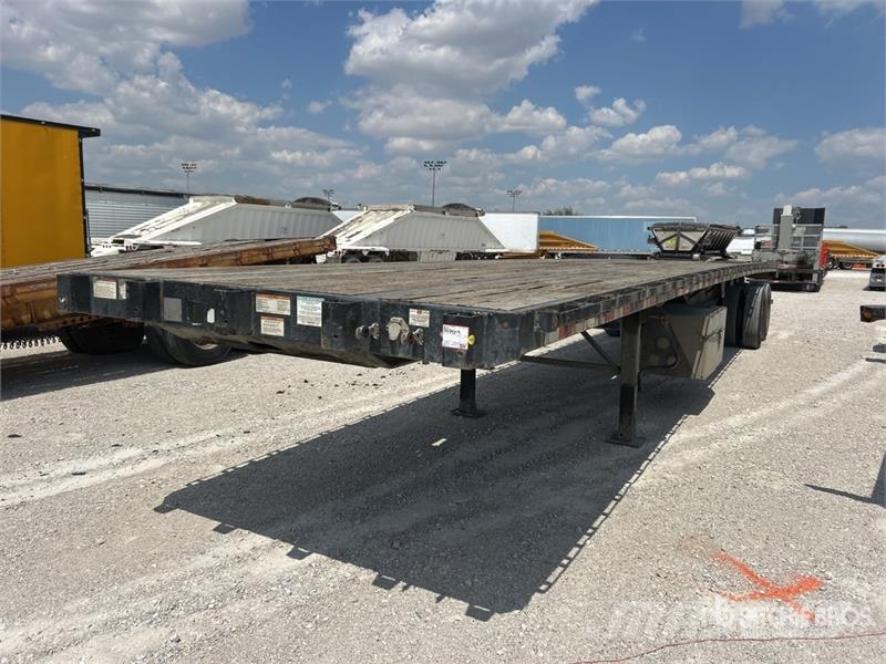 Great Dane FSP-0024-00048 48 ft T/A Flatbed Trailer Valníky