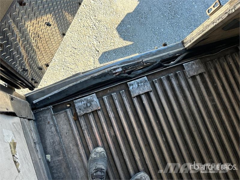 Great Dane FTL-1114-31053 53 ft x 102 in T/A Refrigerated Tra Hladilne polprikolice