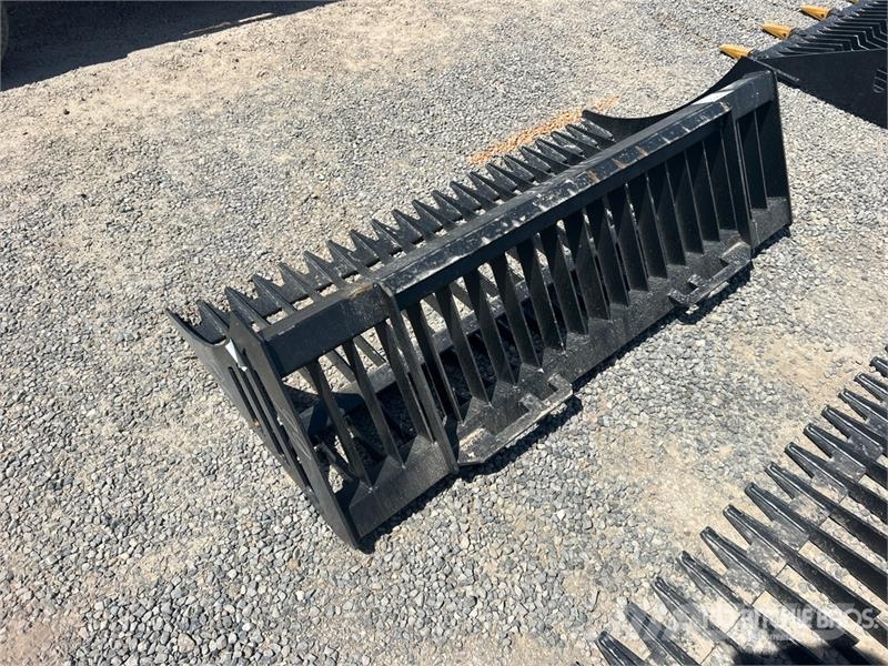  Greatbear 66 in Rock Skid Steer Bucket (Unused) Baldes