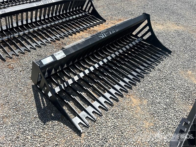 Greatbear 72 in Rock Skid Steer Bucket (Unused) Baldes