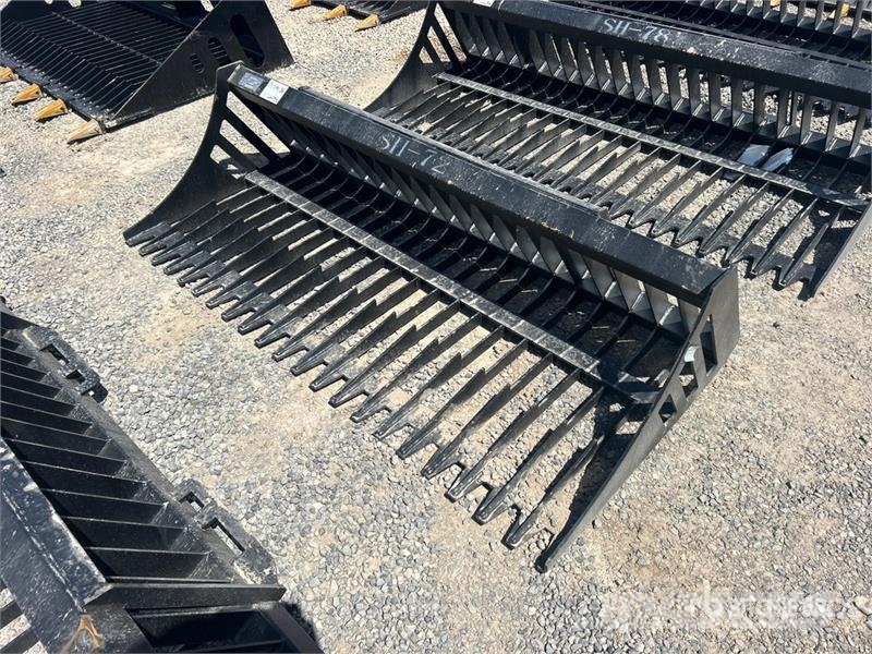  Greatbear 72 in Rock Skid Steer Bucket (Unused) Baldes