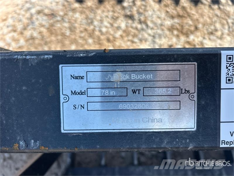  Greatbear 78 in Rock Skid Steer Bucket (Unused) Baldes