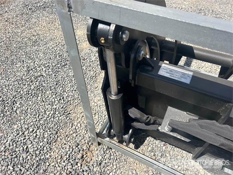  Greatbear 78 in Skid Steer Root Rake (Unused) Okretači i sakupljači sijena