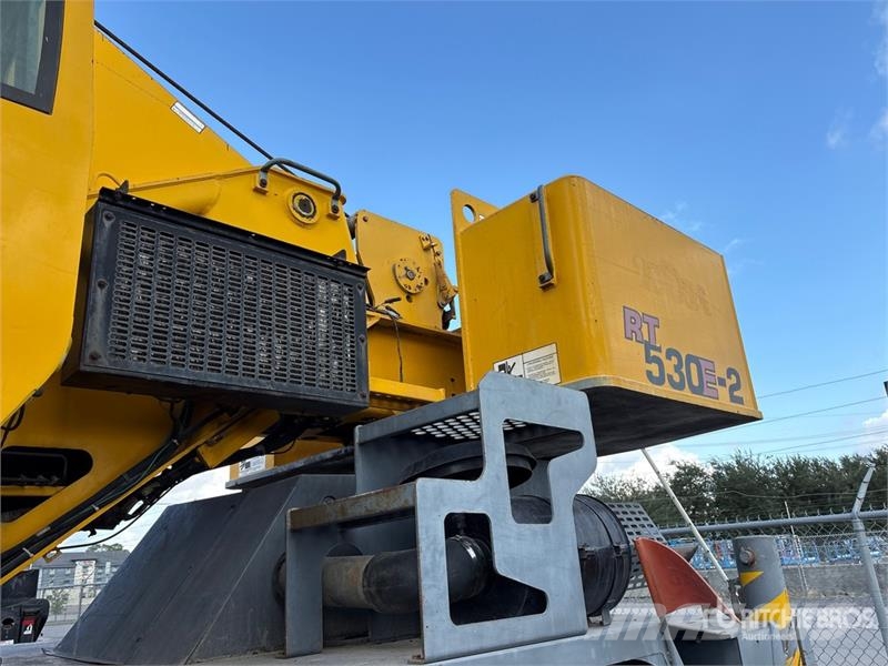 Grove RT530E-2 Kraner til hårdt terræn
