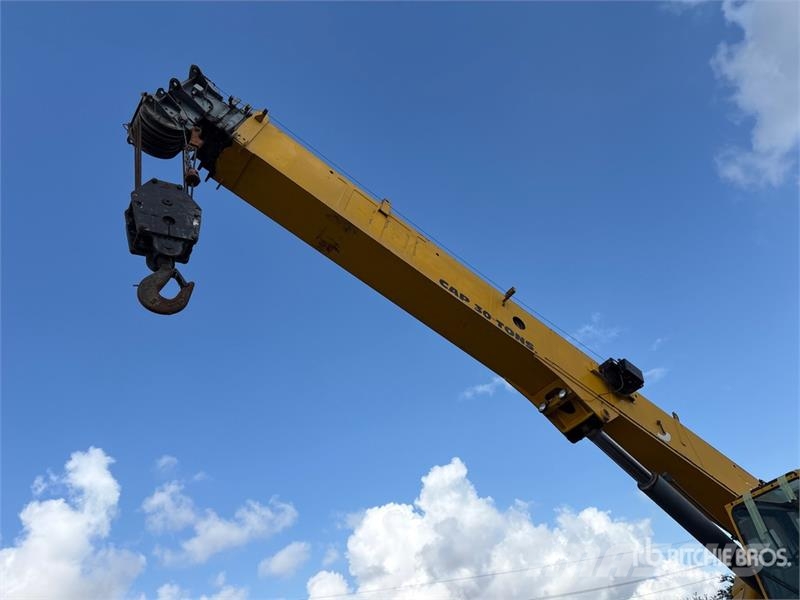 Grove RT530E-2 Kraner til hårdt terræn