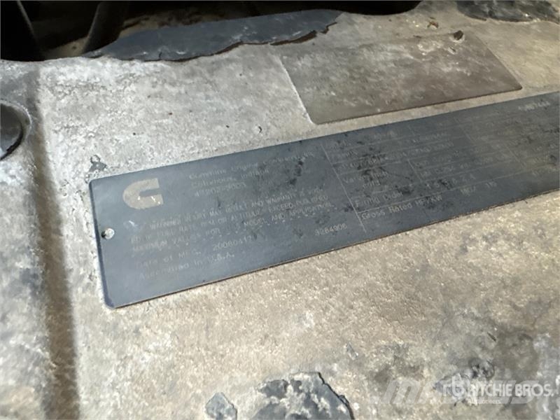 Grove RT540E Celtņi nelīdzenām virsmām