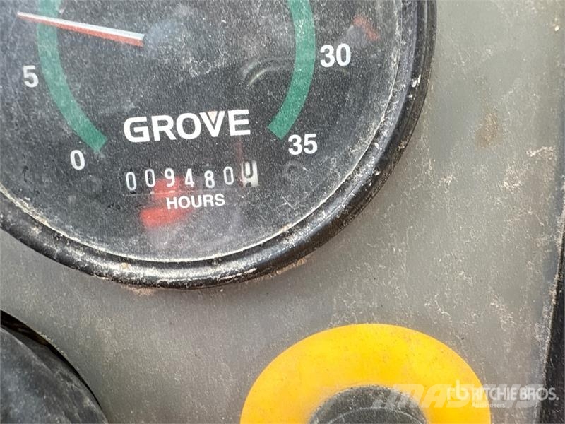 Grove RT540E Celtņi nelīdzenām virsmām