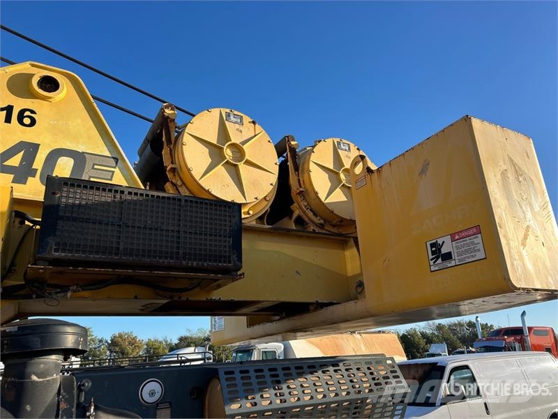 Grove RT640E Rough terrain cranes