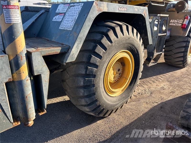 Grove RT640E Rough terrain cranes