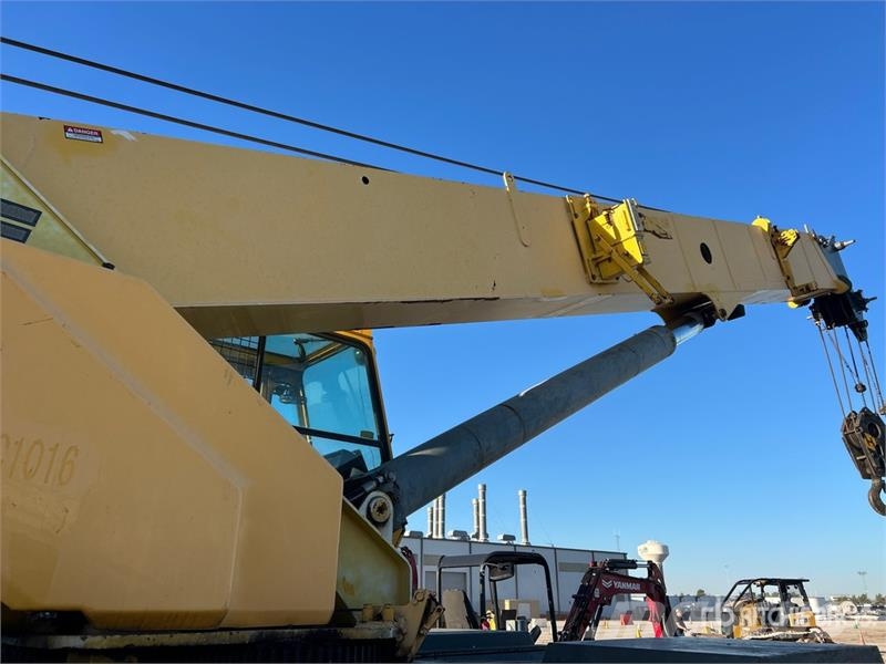 Grove RT640E Rough terrain cranes