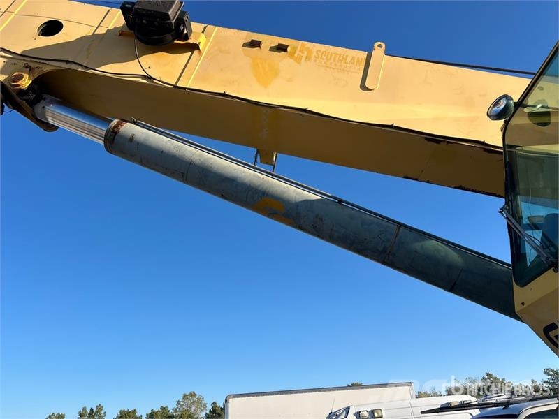 Grove RT640E Rough terrain cranes