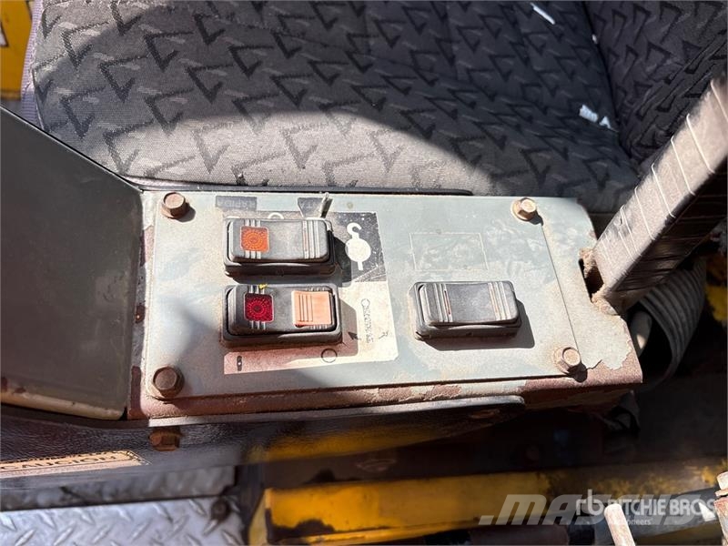 Grove TMS700E Gru cingolate
