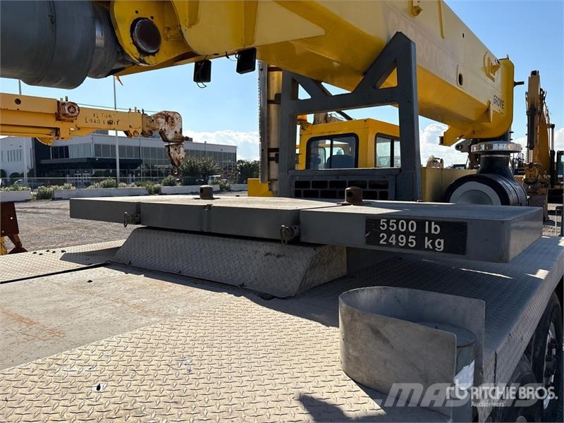 Grove TMS700E Żurawie gąsienicowe