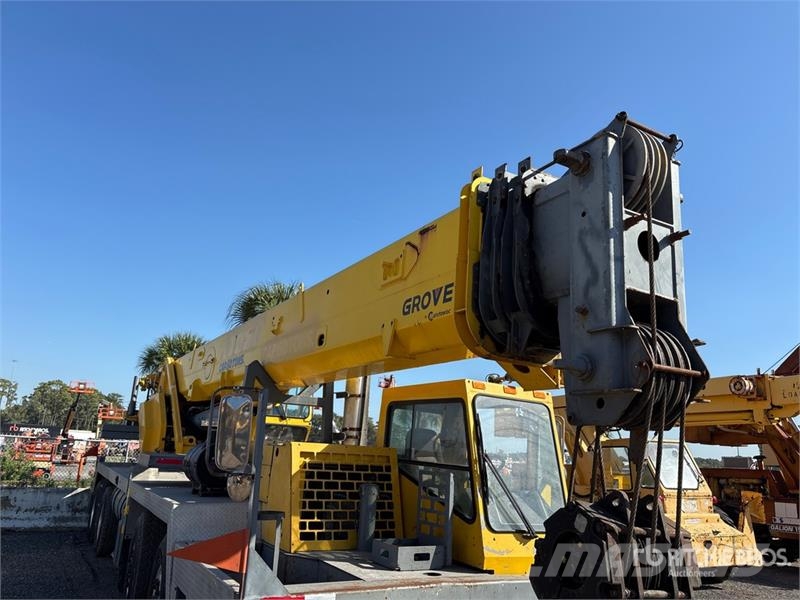 Grove TMS700E Żurawie gąsienicowe