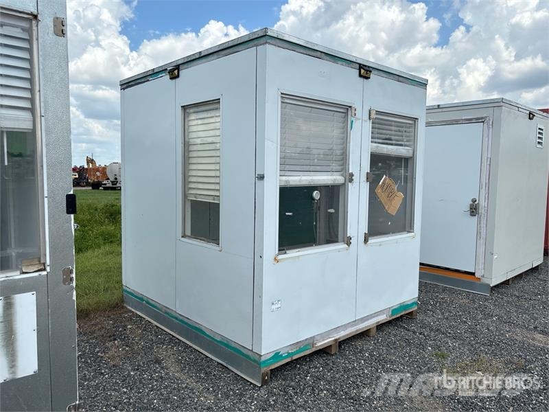  Guard Shack Citas piekabes