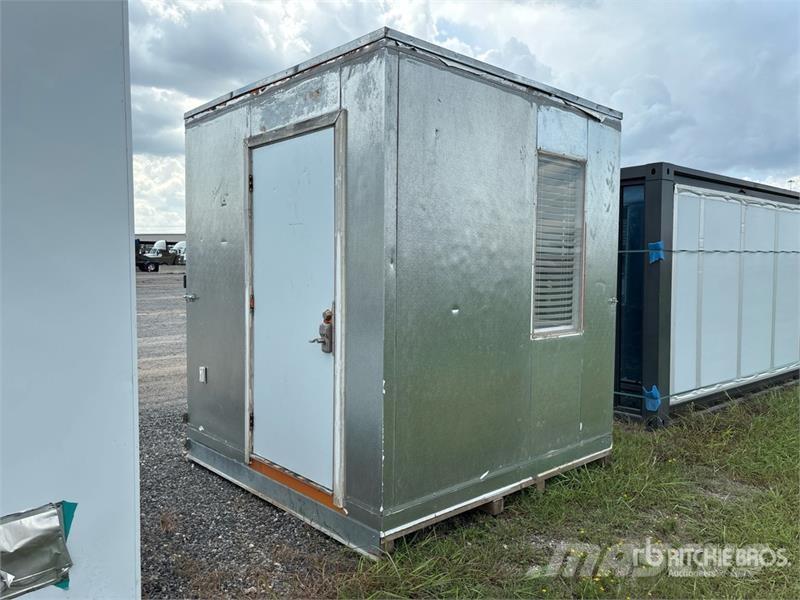  Guard Shack Citas piekabes