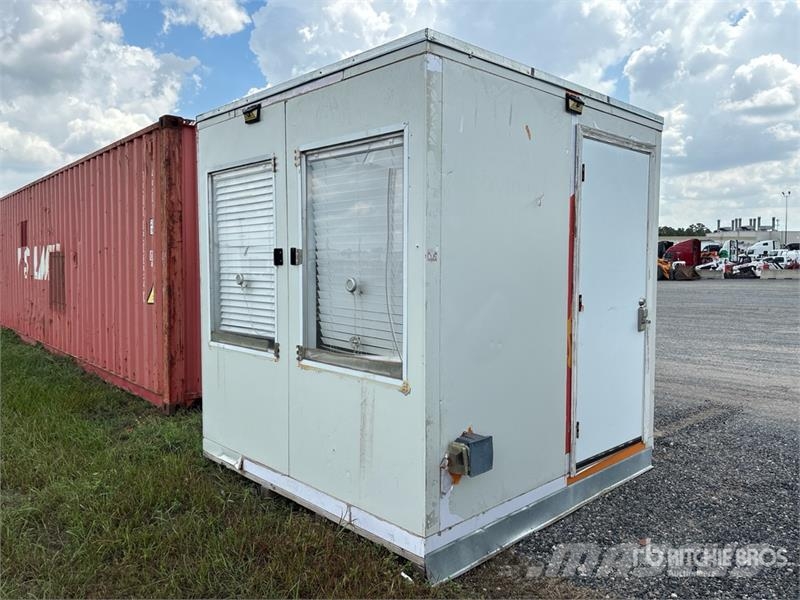  Guard Shack Citas piekabes