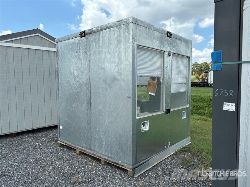  Guard Shack Citas piekabes
