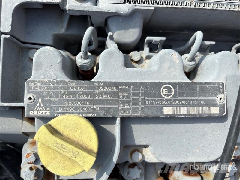 H & H & 6 0/T60/28/DVG20 ydraulic Power Pack Hidraulikus cölöpverők