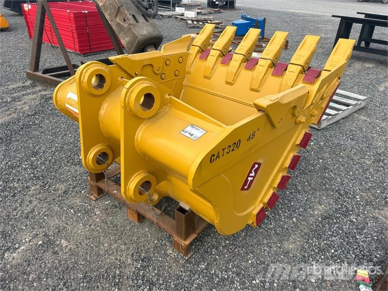 H&W BJT32048HD 48 in Digging Excavator Bucket - Fits C Kašike / Korpe