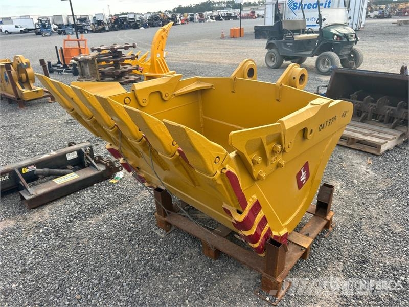 H&W BJT32048HD 48 in Digging Excavator Bucket - Fits C Kašike / Korpe