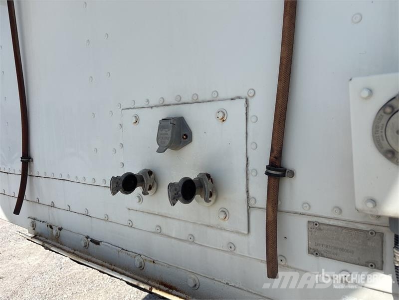 Hackney 16 Bay Refrigerated T/A Beverage Trailer Egyéb