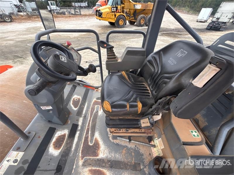 Hamm H10i Smooth Drum Compactor Single drum rollers
