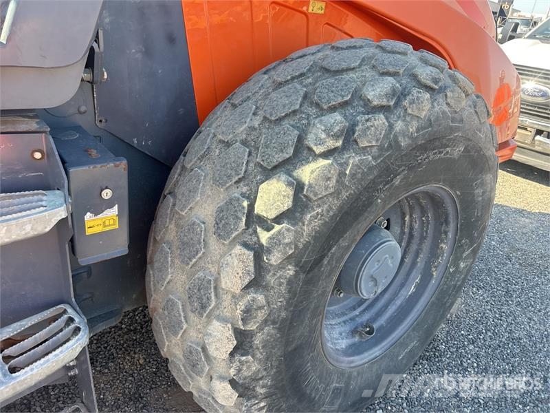 Hamm H10i Smooth Drum Compactor Single drum rollers