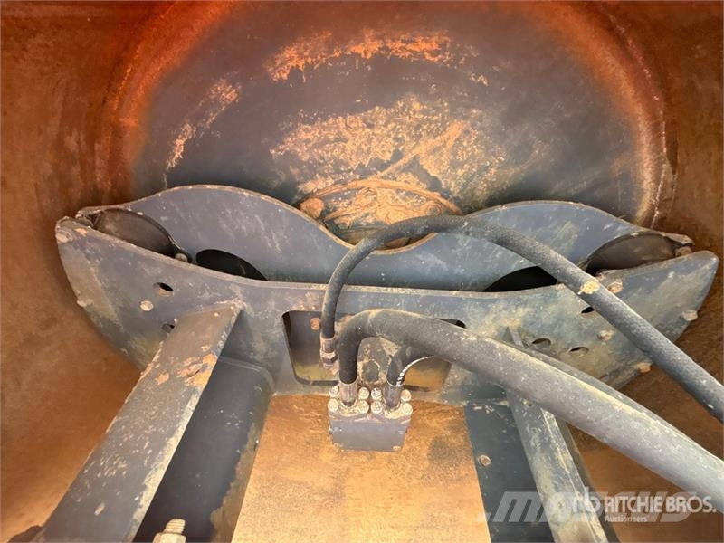 Hamm H10i Smooth Drum Compactor Single drum rollers