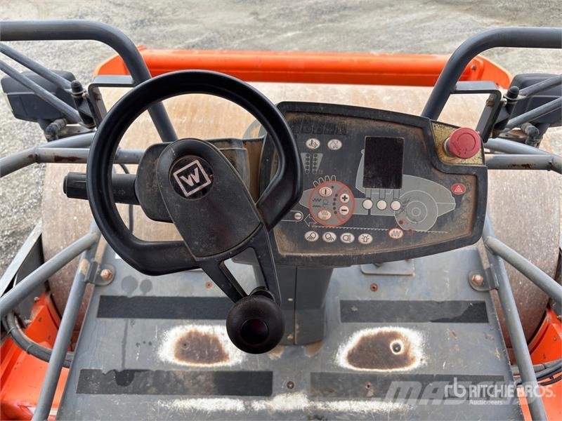 Hamm H10i Smooth Drum Compactor Single drum rollers