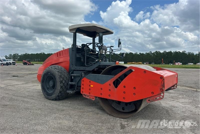 Hamm H11i Smooth Drum Compactor Valjci sa jednim bubnjem
