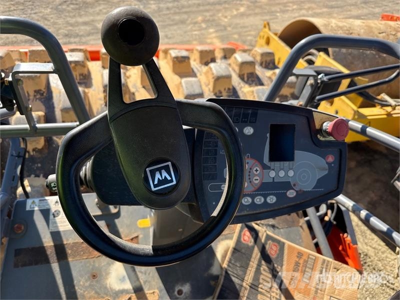 Hamm H12iP Padfoot Drum Compactor مداحل أحادية الأسطوانة