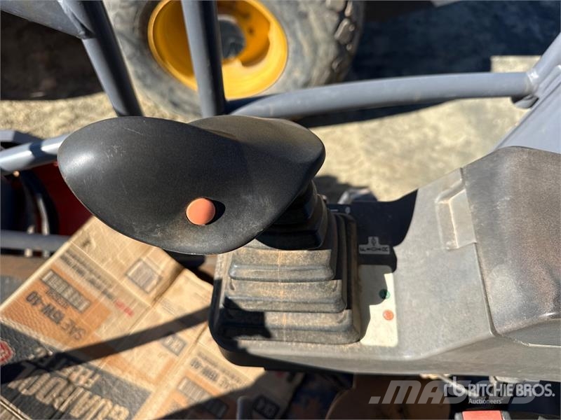 Hamm H12iP Padfoot Drum Compactor مداحل أحادية الأسطوانة