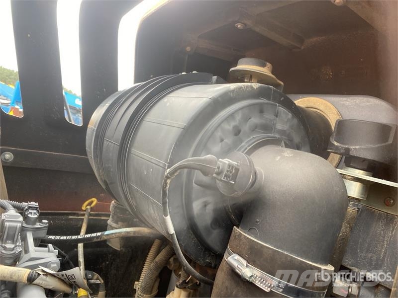 Hamm H12iP Padfoot Drum Compactor مداحل أحادية الأسطوانة