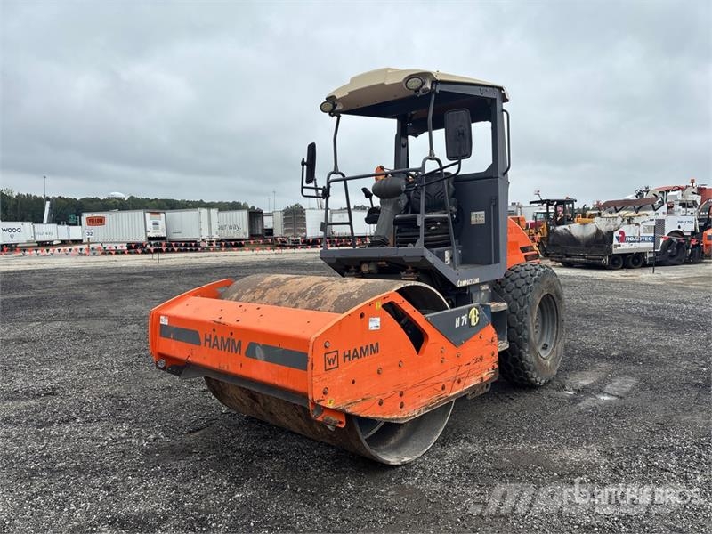 Hamm H7i Smooth Drum Compactor Valjci sa jednim bubnjem
