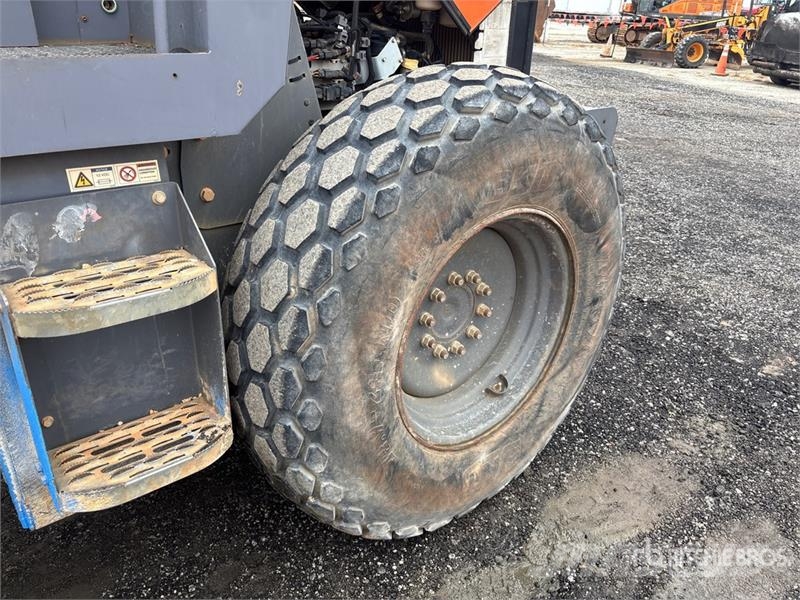 Hamm H7i Smooth Drum Compactor Valjci sa jednim bubnjem