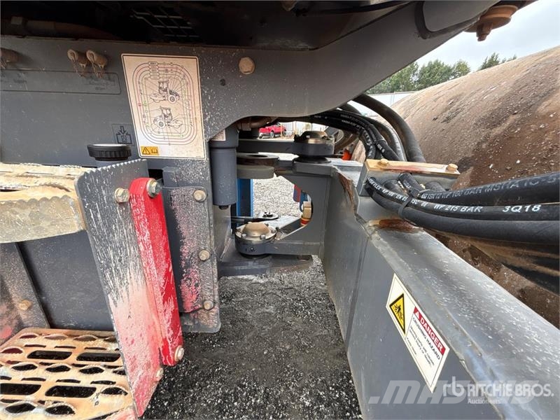 Hamm H7i Smooth Drum Compactor Valjci sa jednim bubnjem