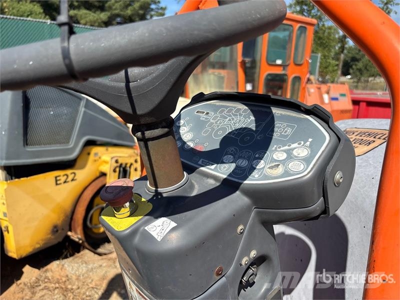 Hamm HD10VV Double Drum Roller (Inoperable) タンデムローラ