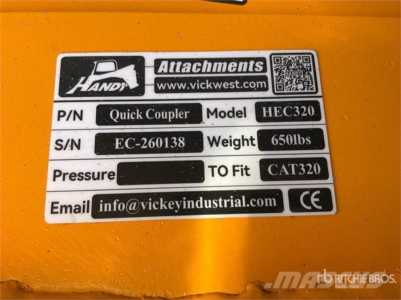 Handy HEC320 Excavator Coupler - Fits Cat 320 (Unused) Hitre spojke